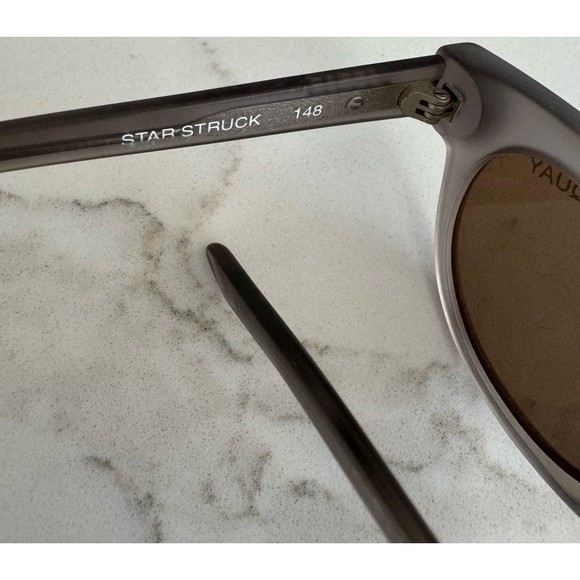 NEW Quay Australia Star Struck Cat Eye Kyle Jenner Sunglasses Gray/Brown - Picture 5 of 9
